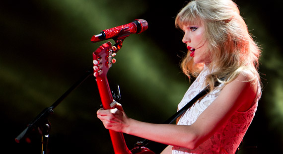 Taylor Swift at CMA Festival